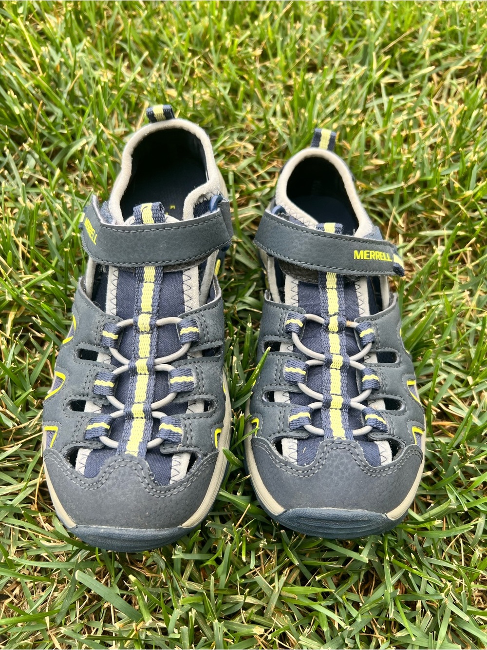 Merrell Kids Gray and Yellow Outdoor Closed-Toe Sandals